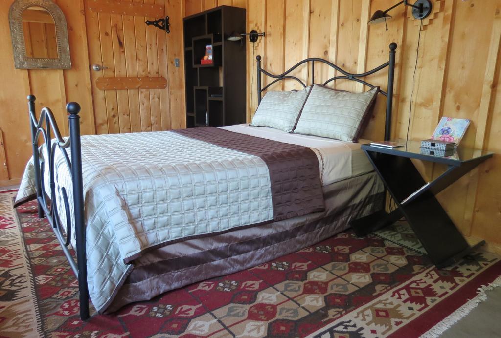 Silver River Adobe Inn Bed And Breakfast Farmington Exterior foto