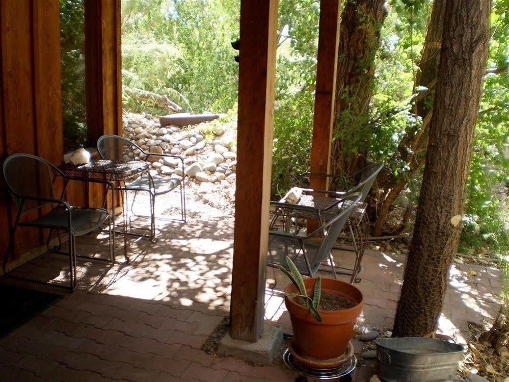 Silver River Adobe Inn Bed And Breakfast Farmington Facilidades foto